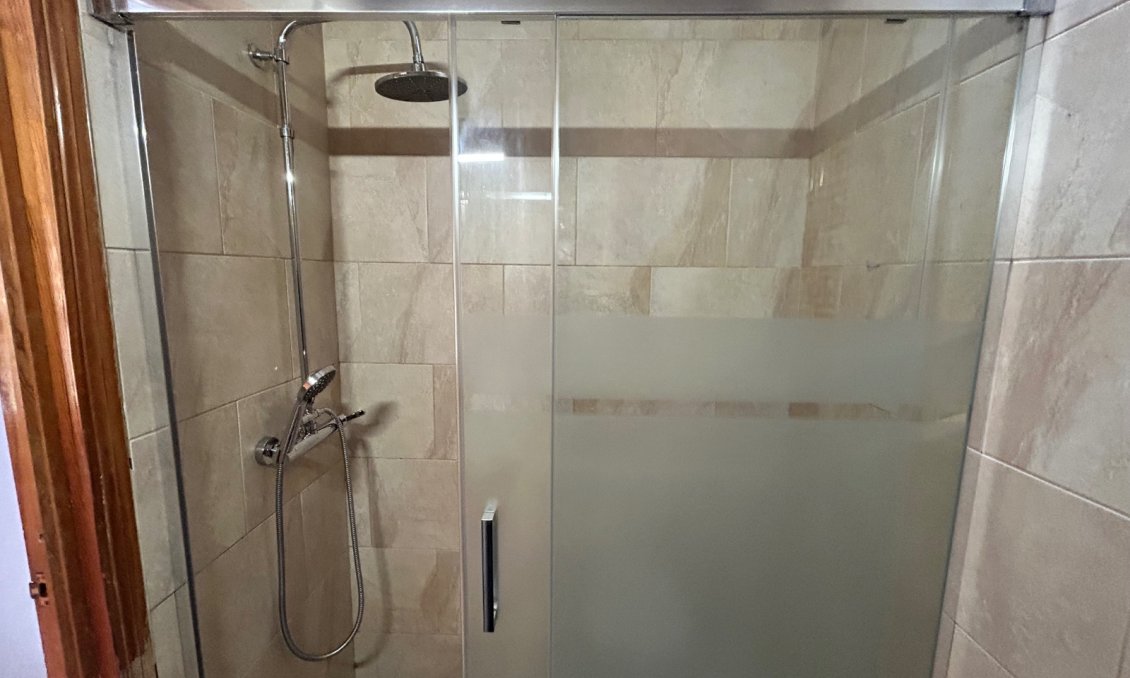 Használt Ingatlanok - Sorház -
El Chaparral - Inland