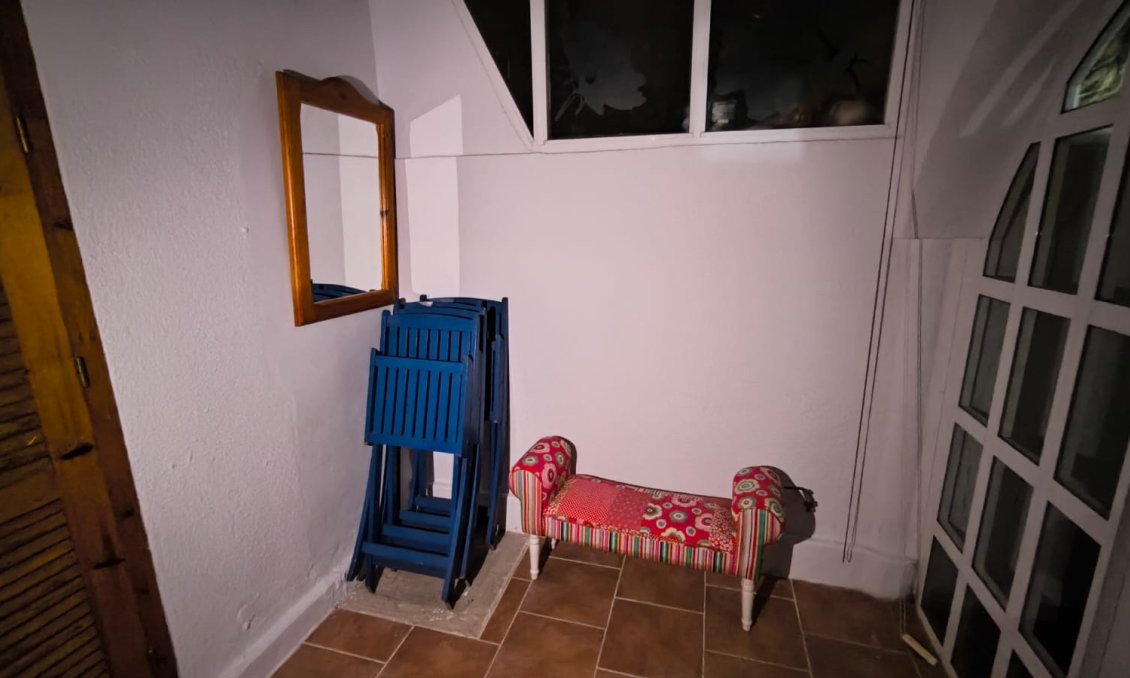 Használt Ingatlanok - Sorház -
El Chaparral - Inland