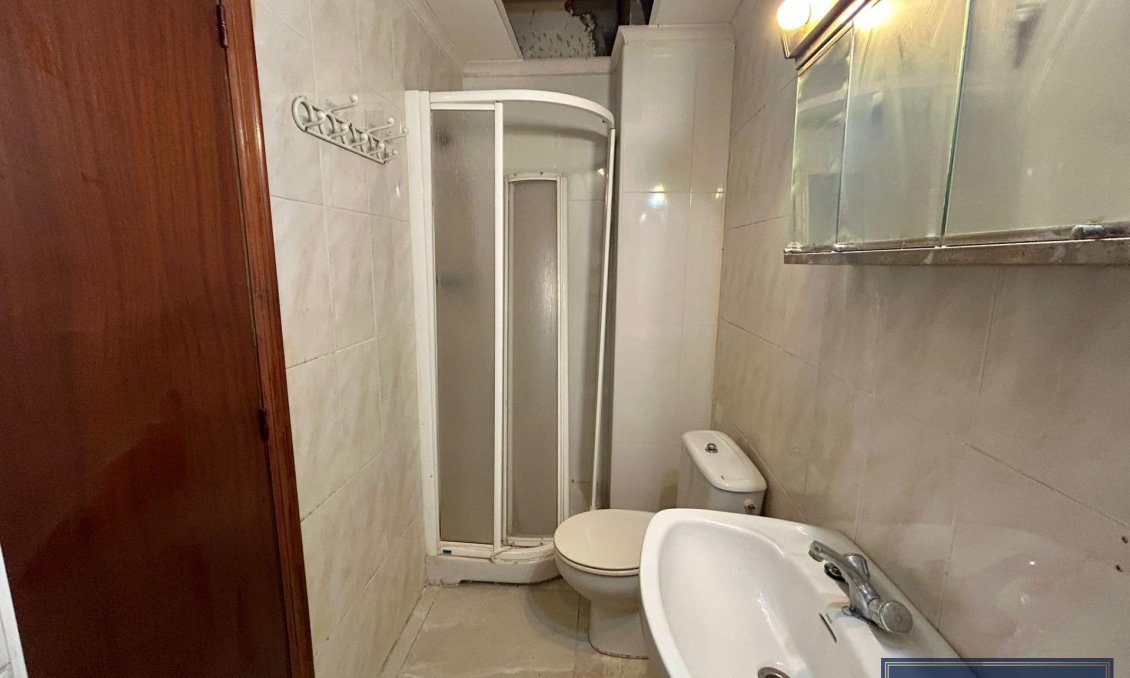 Segunda mano - Apartamento -
Torrevieja - Centro