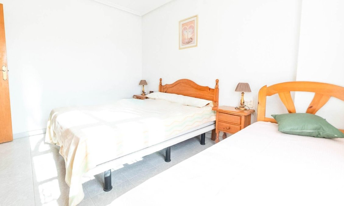 Wiederverkauf - Town House -
Torrevieja - Playa del Cura