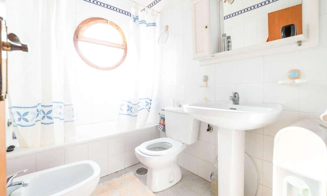 Wiederverkauf - Town House -
Torrevieja - Playa del Cura