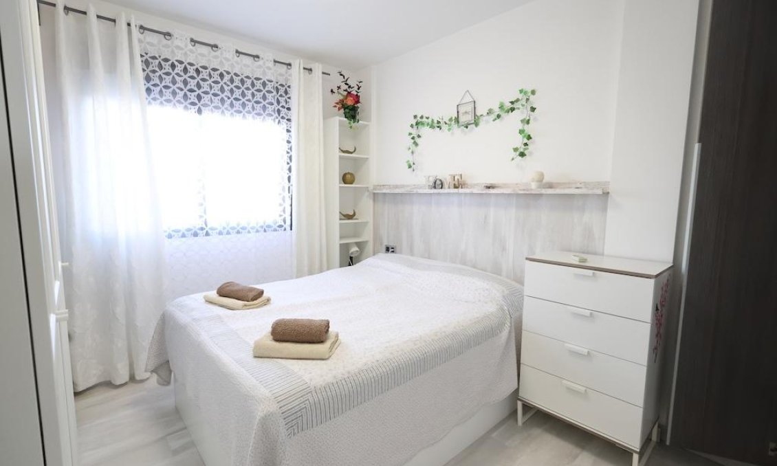 Használt Ingatlanok - Bungaló -
Orihuela Costa - Costa Blanca
