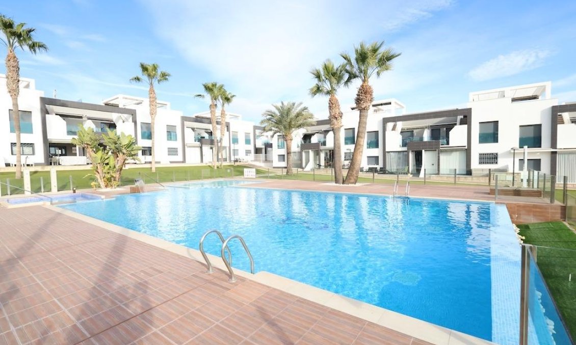 Használt Ingatlanok - Bungaló -
Orihuela Costa - Costa Blanca