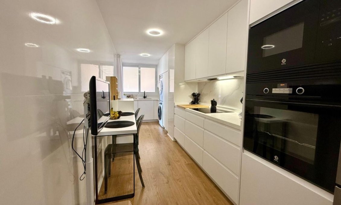 Használt Ingatlanok - Apartman -
Villajoyosa - Costa Blanca