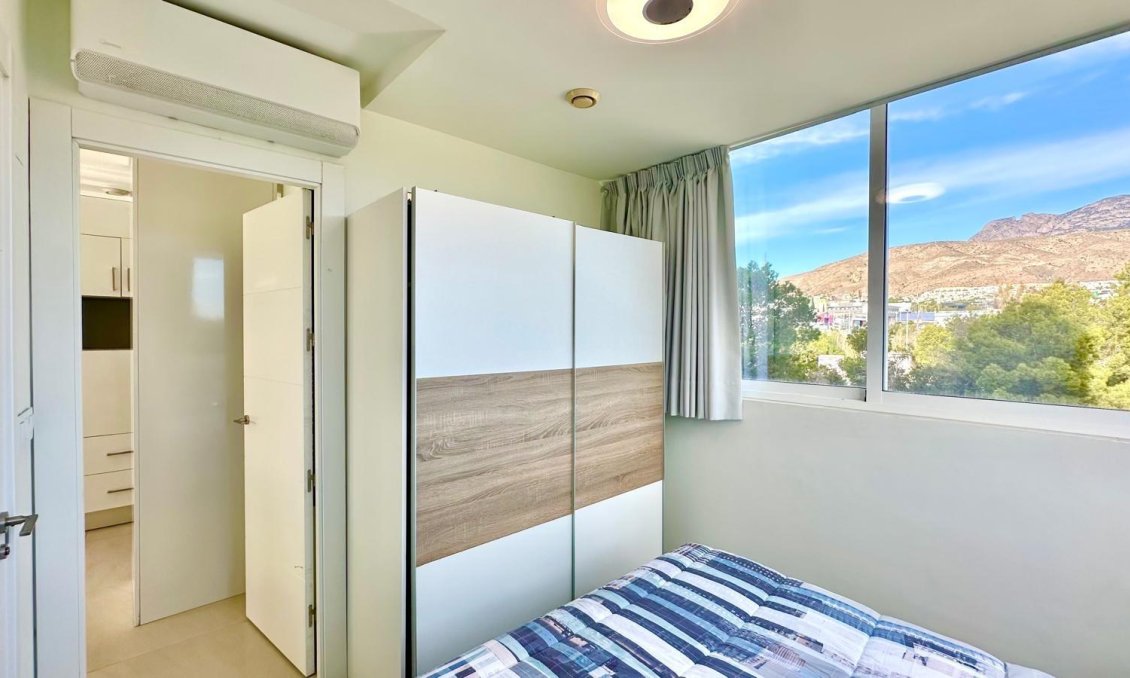 Revânzare - Apartament -
Finestrat