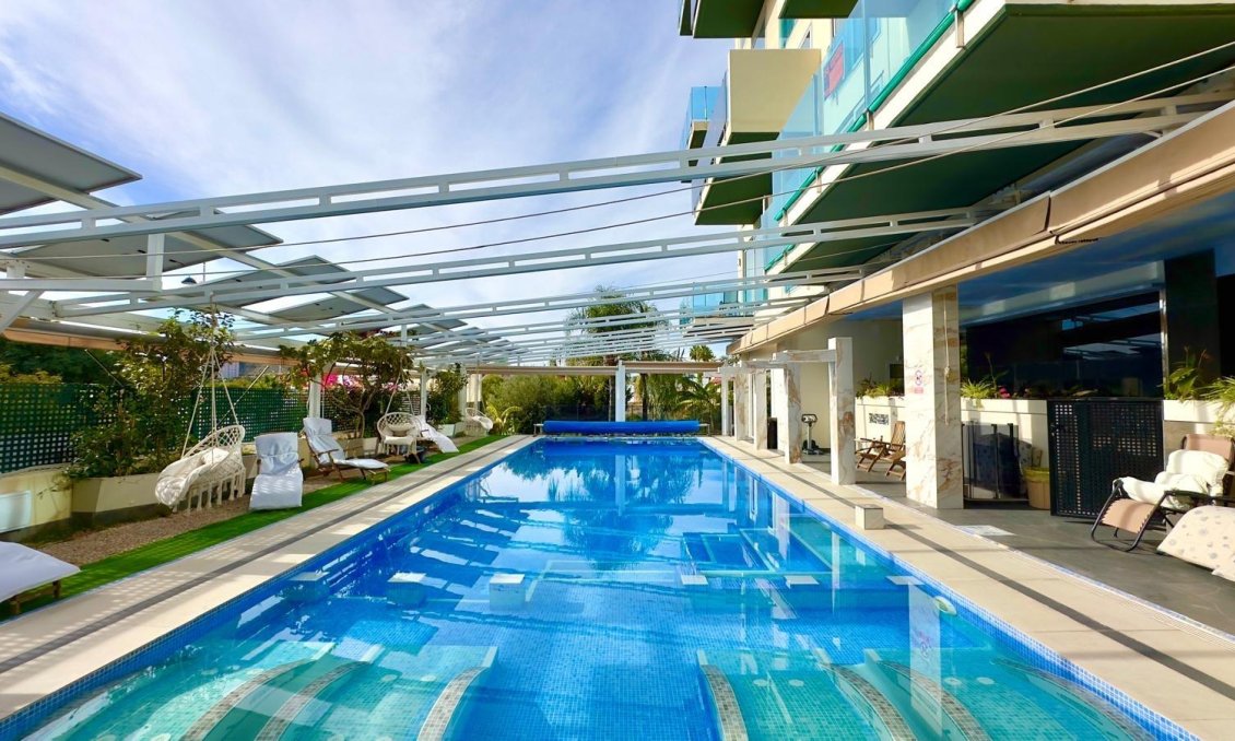 Revânzare - Apartament -
Finestrat