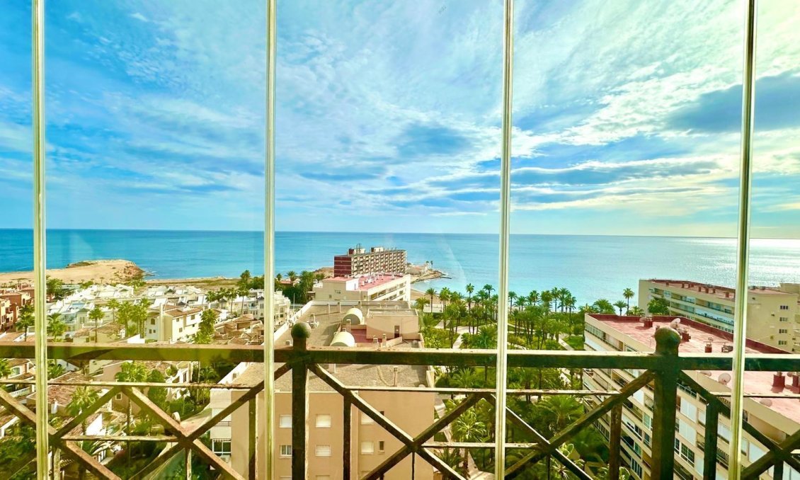 Segunda mano - Apartamento -
Torrevieja - Los Frutales