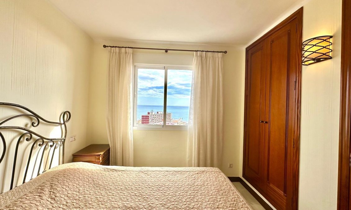 Segunda mano - Apartamento -
Torrevieja - Los Frutales