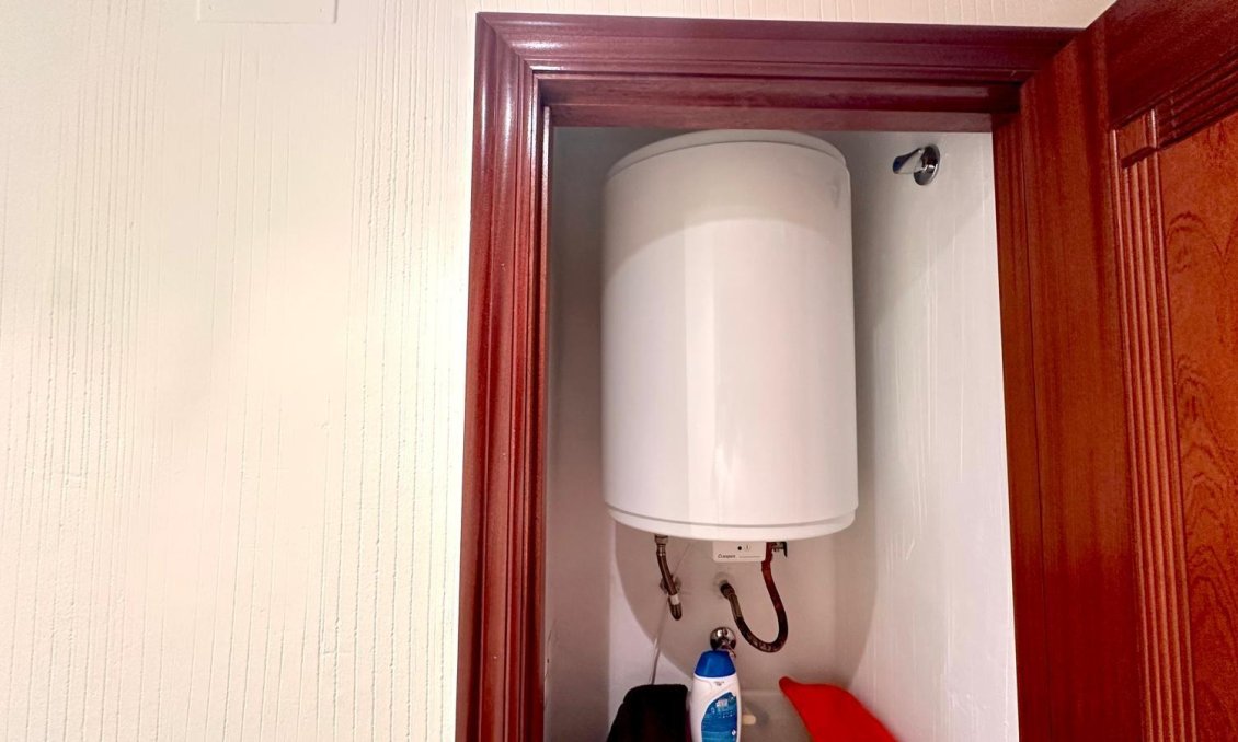 Segunda mano - Apartamento -
Torrevieja - Los Frutales