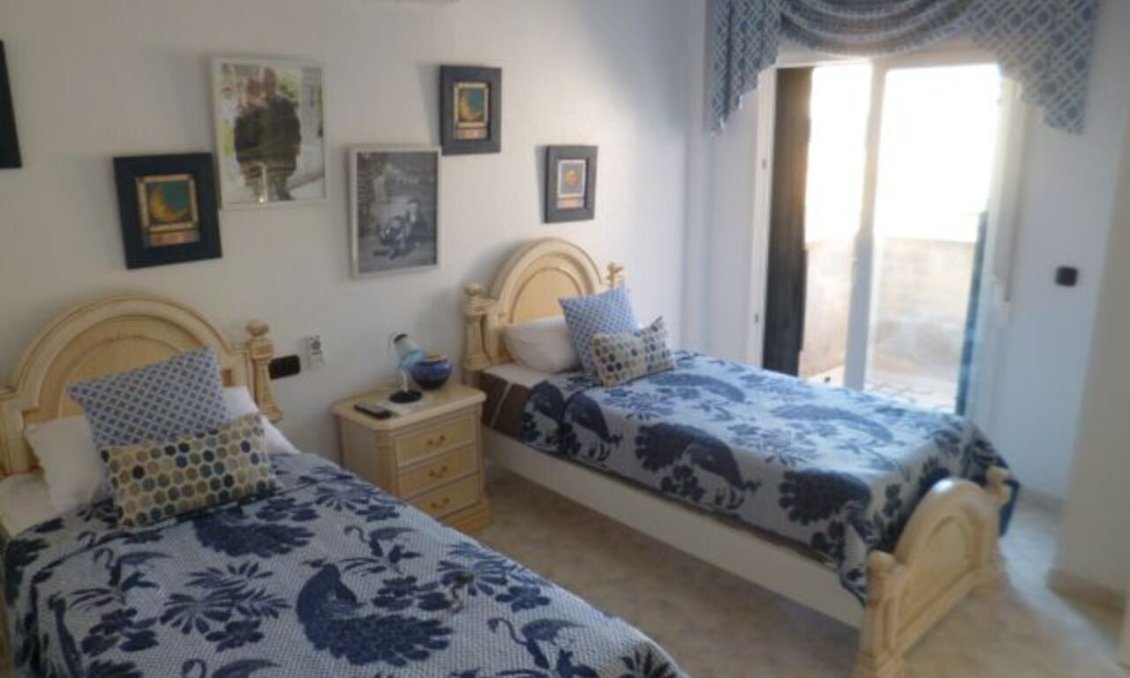 Segunda mano - Villa -
Playa Flamenca - Costa Blanca