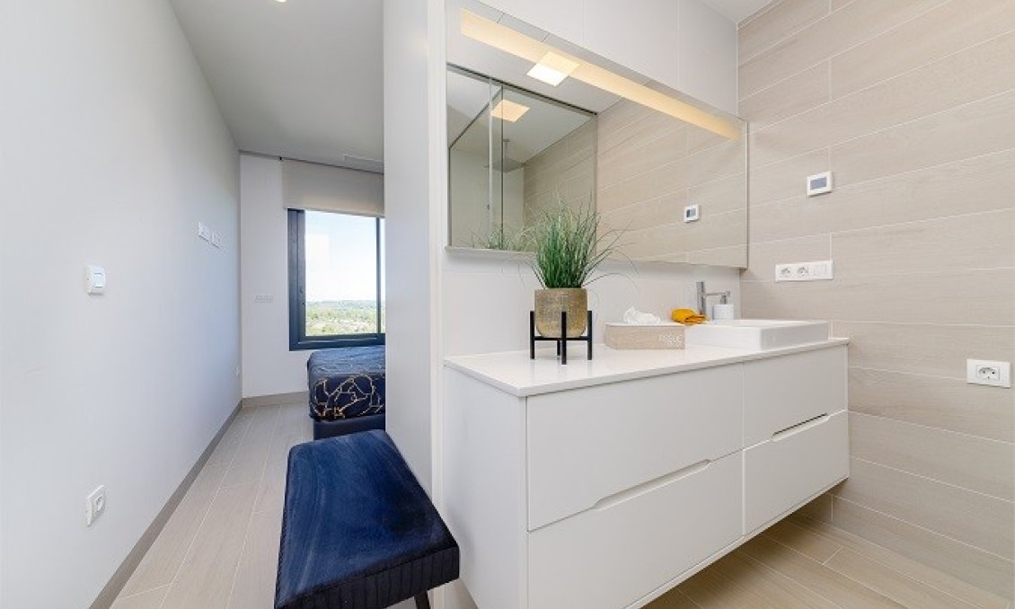 Segunda mano - Ático -
Las Colinas Golf - Costa Blanca