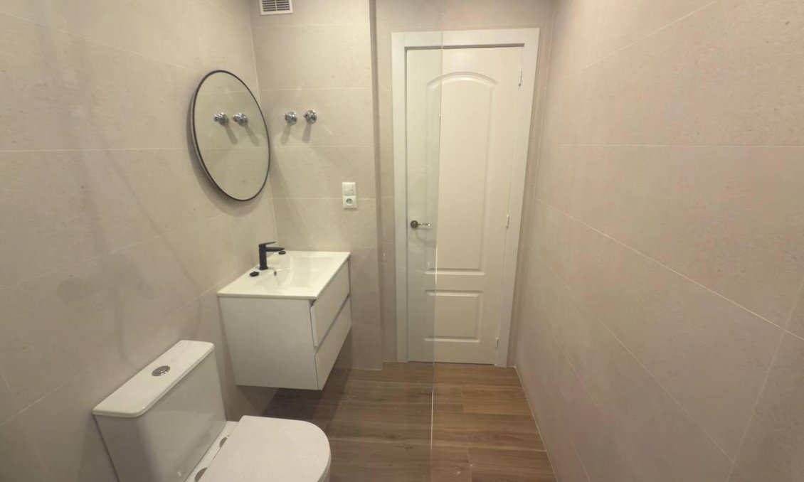 Wiederverkauf - Town House -
Torrevieja - Aguas Nuevas