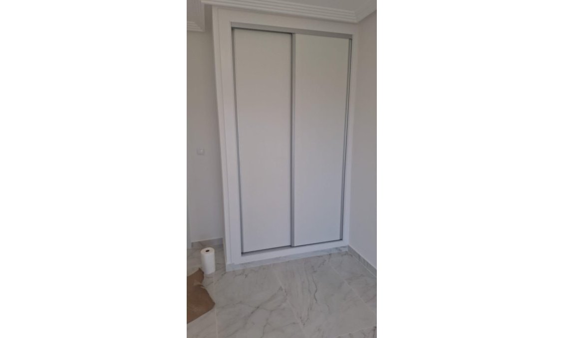 Wiederverkauf - Town House -
Torrevieja - Aguas Nuevas