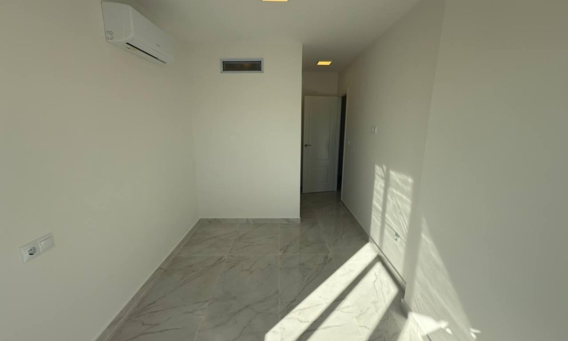 Wiederverkauf - Town House -
Torrevieja - Aguas Nuevas