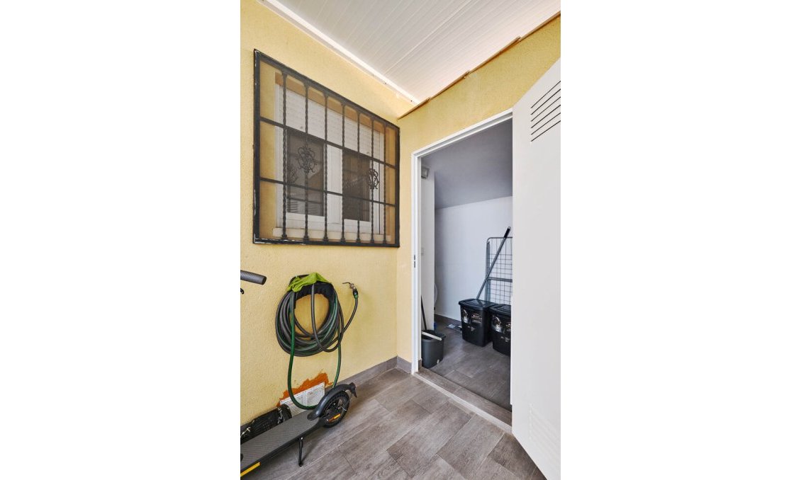 Használt Ingatlanok - Ikerház -
Guardamar del Segura - El Raso