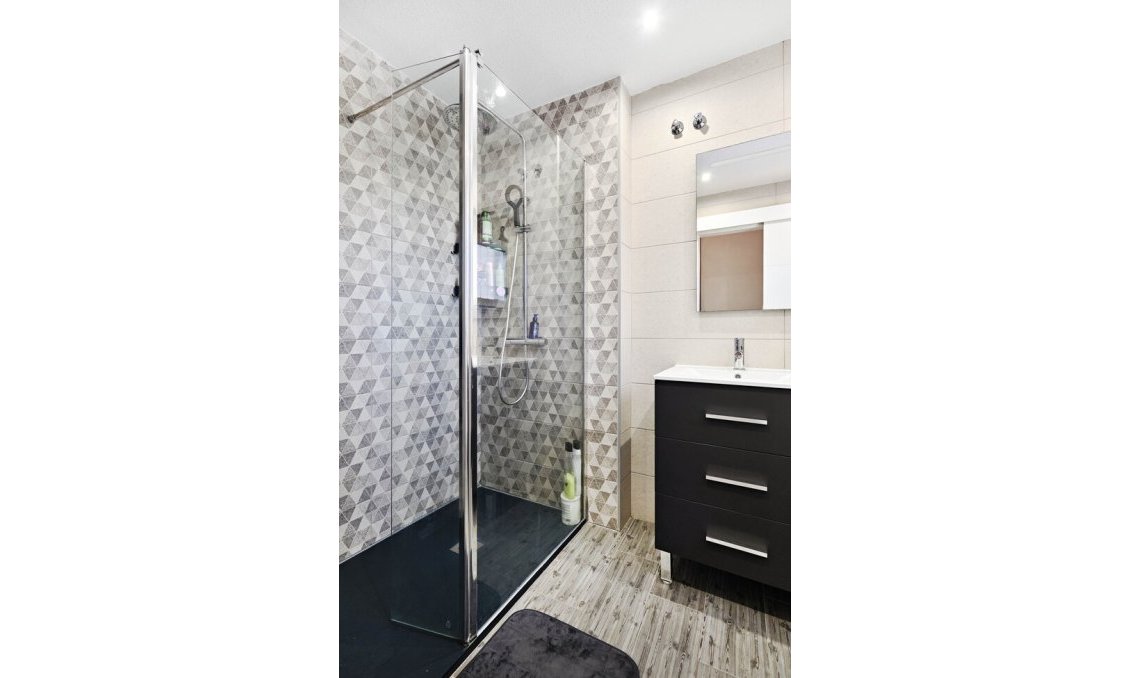 Használt Ingatlanok - Ikerház -
Guardamar del Segura - El Raso