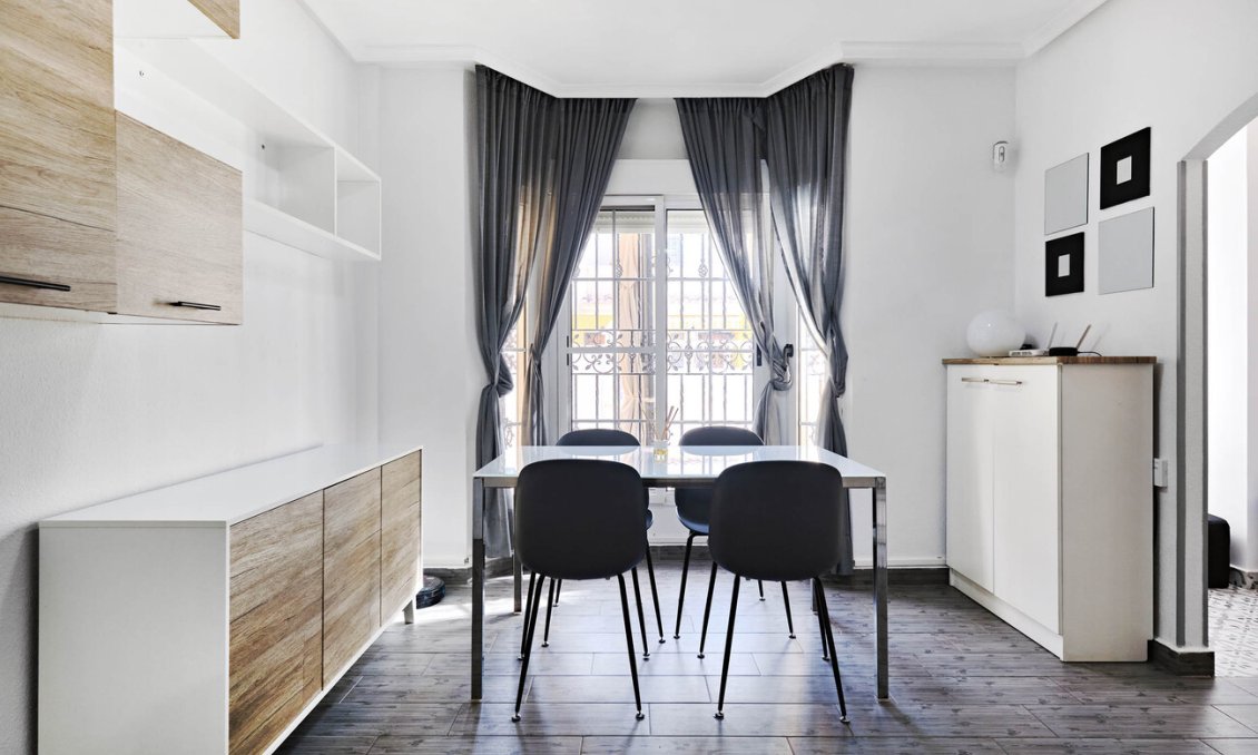 Használt Ingatlanok - Ikerház -
Guardamar del Segura - El Raso