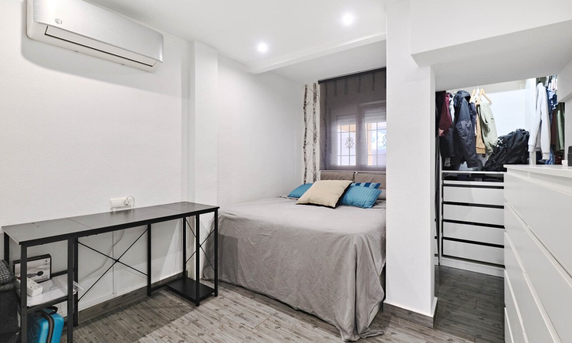 Használt Ingatlanok - Ikerház -
Guardamar del Segura - El Raso