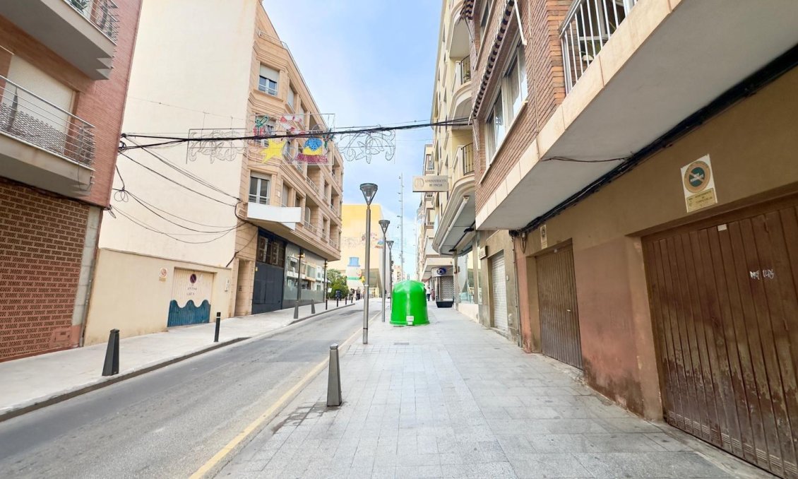 Segunda mano - Apartamento -
Torrevieja