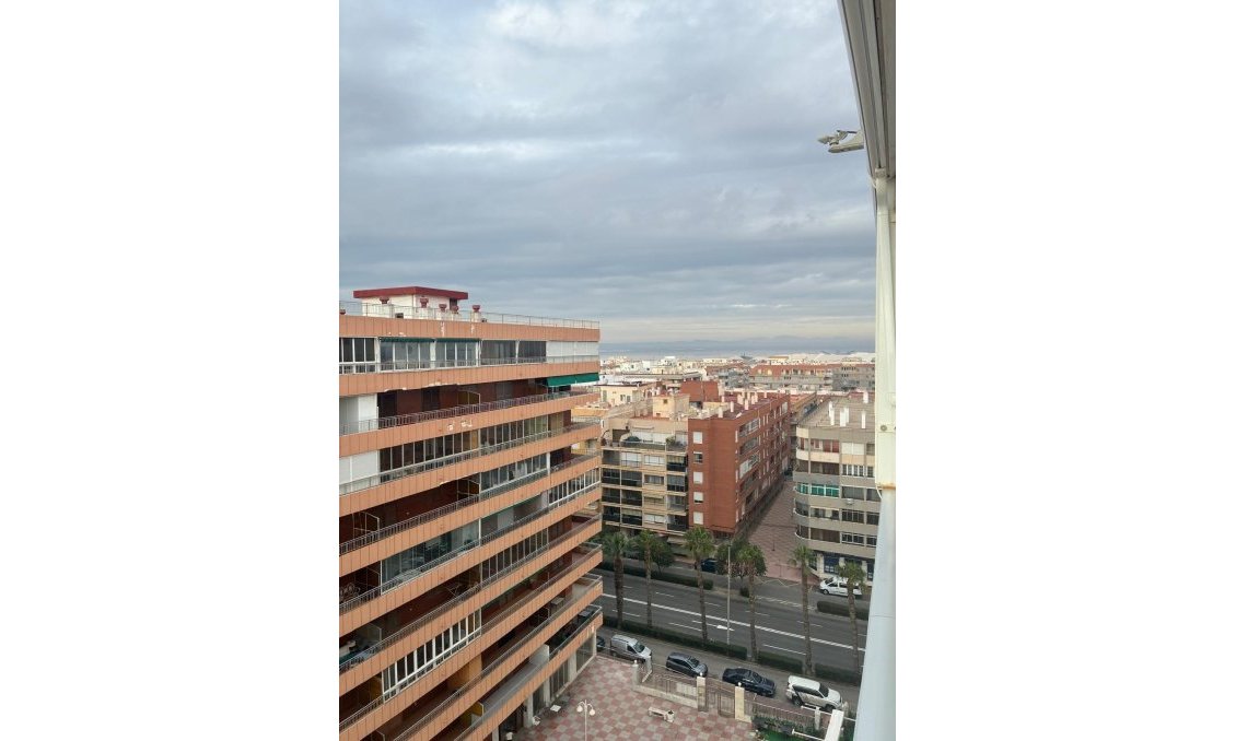 Revente - Appartement -
Torrevieja - El Acequión - Los Náufragos