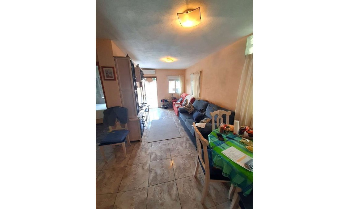 Segunda mano - Bungalow -
Torrevieja - Costa Blanca