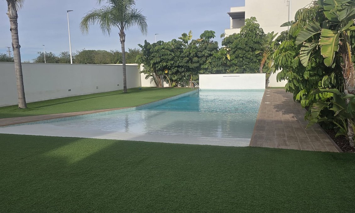 Revente - Attique -
Pilar de la Horadada - Costa Blanca