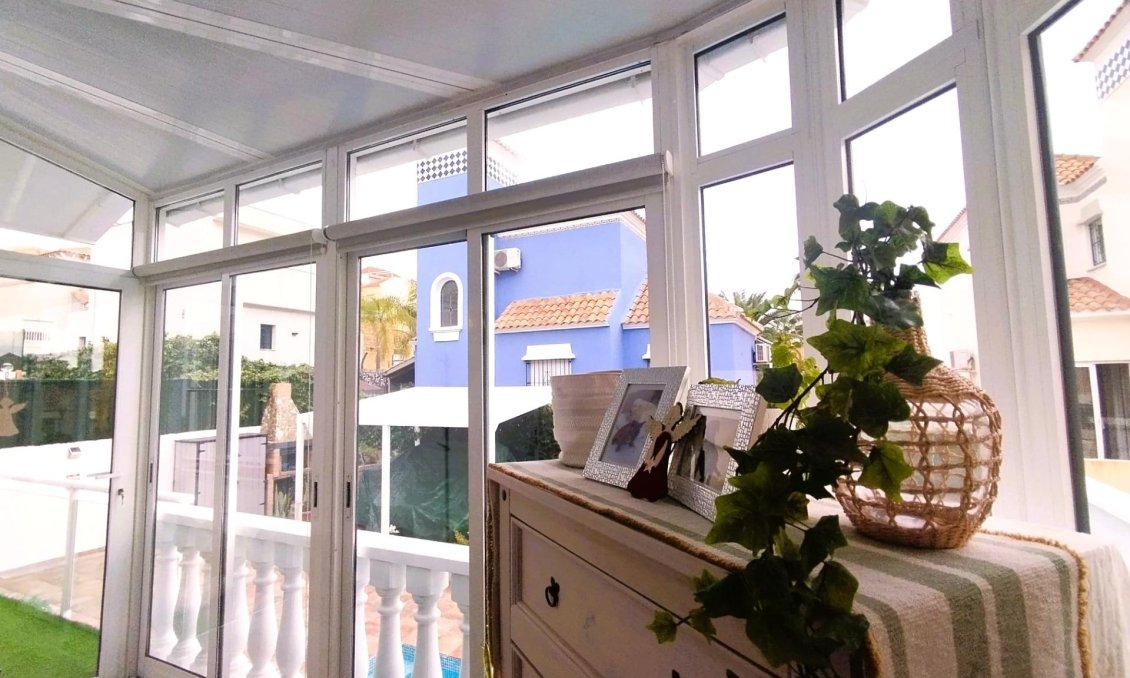 Revânzare - Vilă -
San Miguel de Salinas - Inland