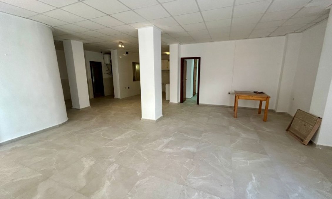 Használt Ingatlanok - Apartman -
Torrevieja - Costa Blanca