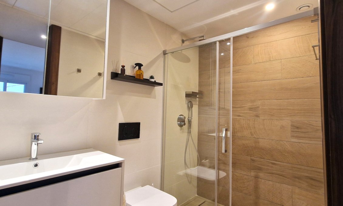 Használt Ingatlanok - Bungaló -
Algorfa - Inland