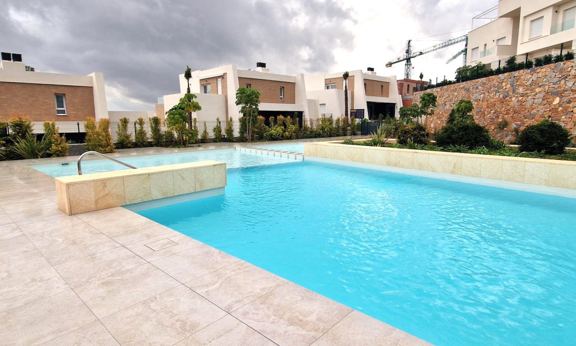 Használt Ingatlanok - Bungaló -
Algorfa - Inland