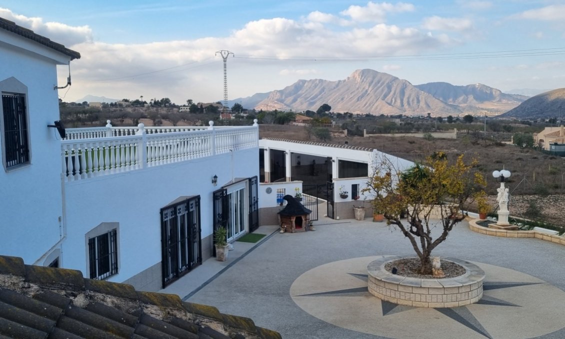 Használt Ingatlanok - Villa -
Hondón de los Fráiles - Inland