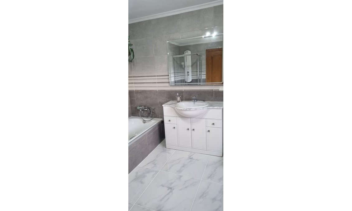 Használt Ingatlanok - Villa -
Hondón de los Fráiles - Inland