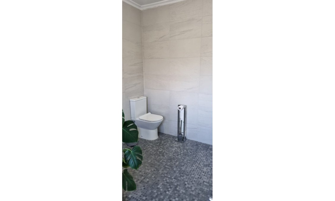 Használt Ingatlanok - Villa -
Hondón de los Fráiles - Inland