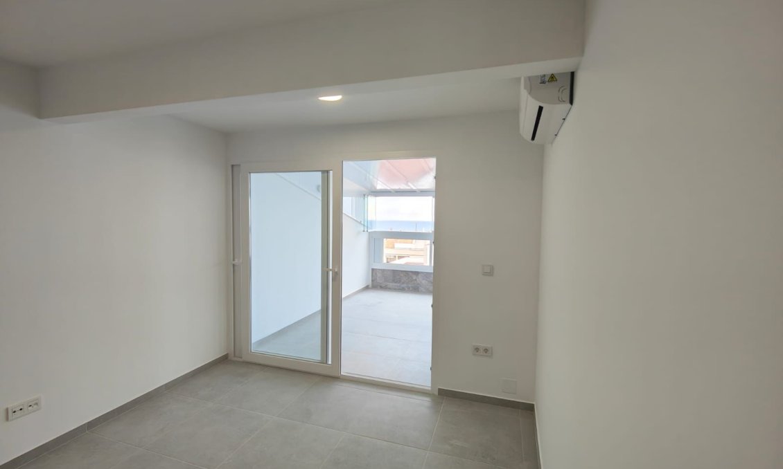 Revente - Appartement -
Torrevieja - Costa Blanca