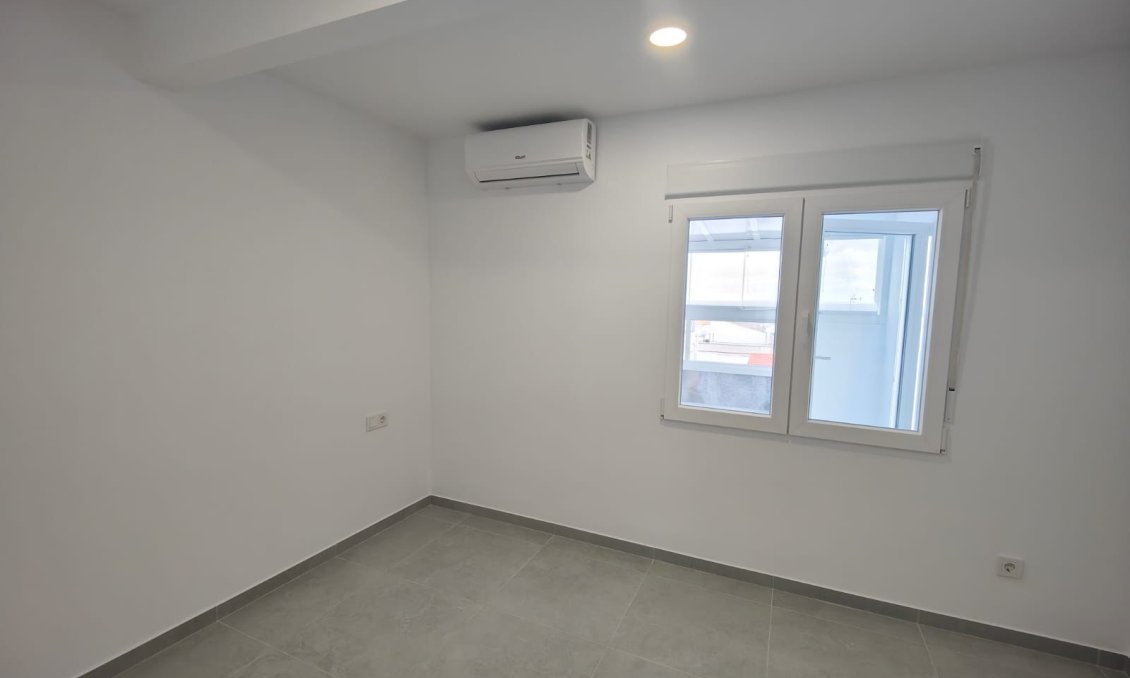 Revente - Appartement -
Torrevieja - Costa Blanca