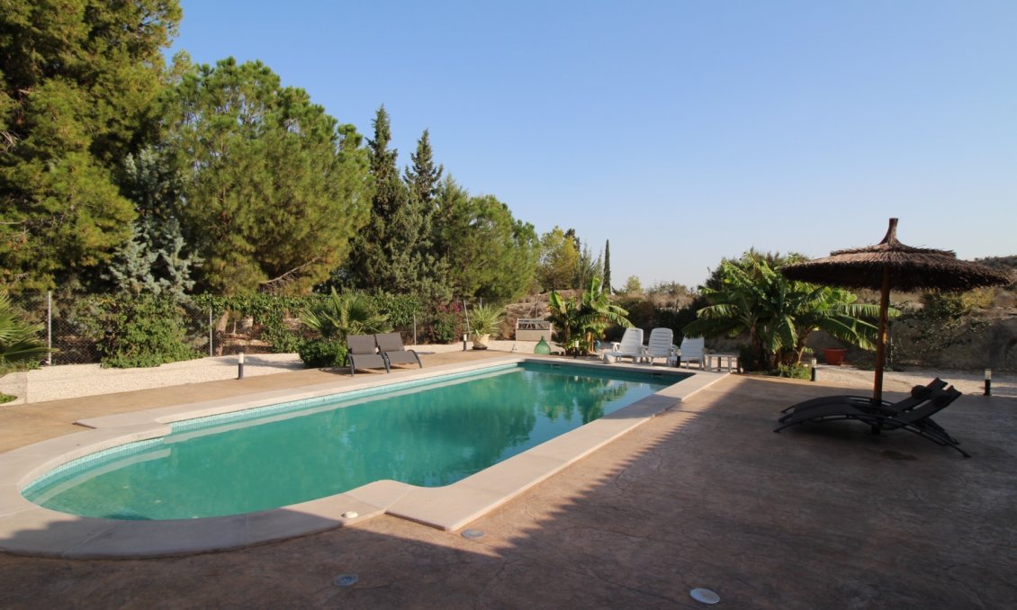 Használt Ingatlanok - Villa -
Fortuna - Inland