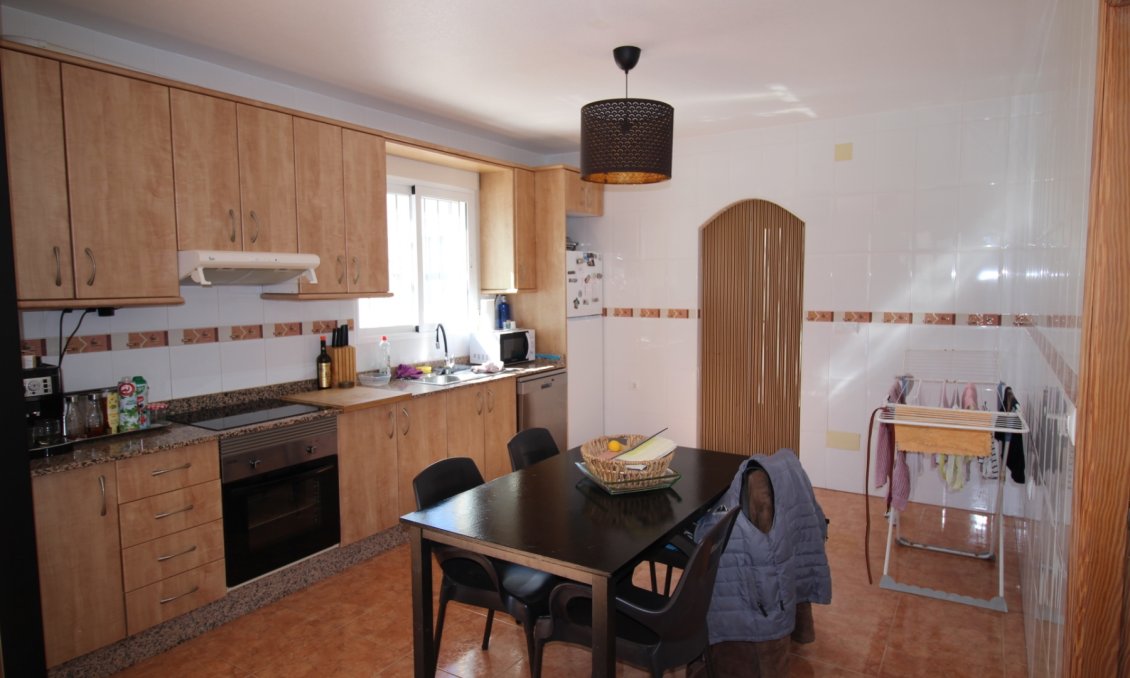 Használt Ingatlanok - Villa -
Fortuna - Inland