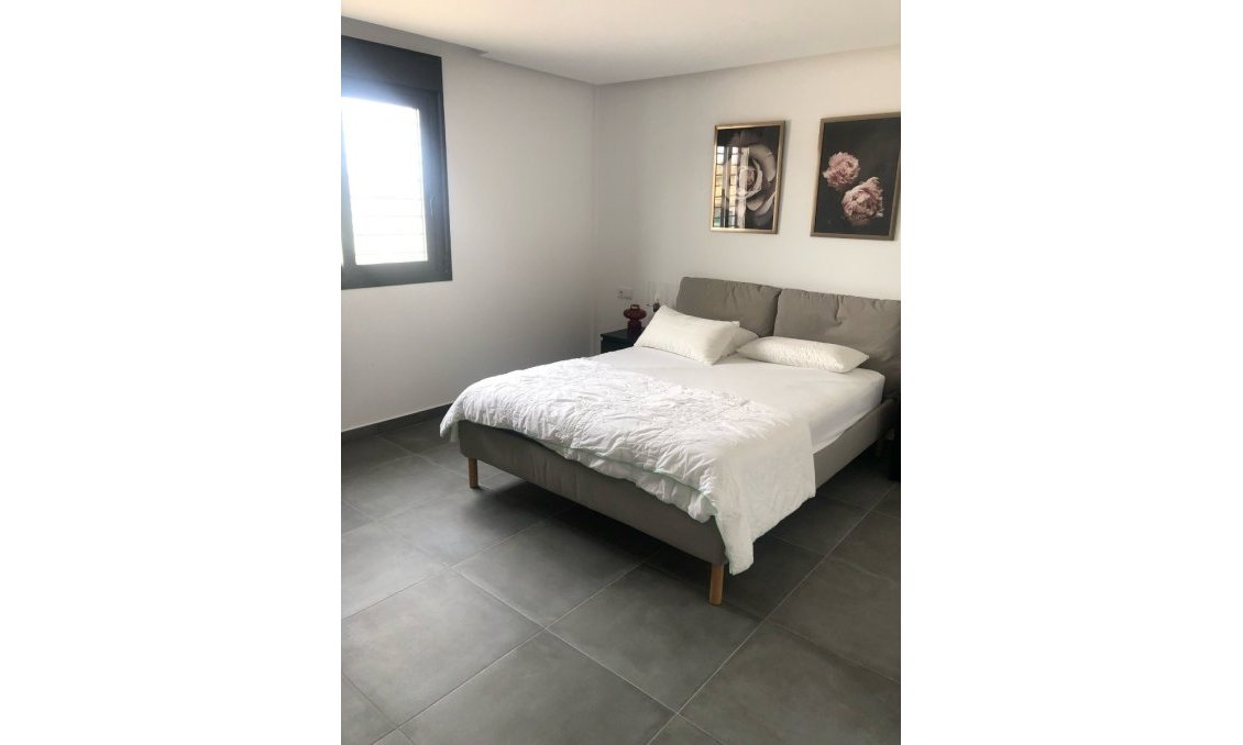 Használt Ingatlanok - Villa -
Pinoso - Inland