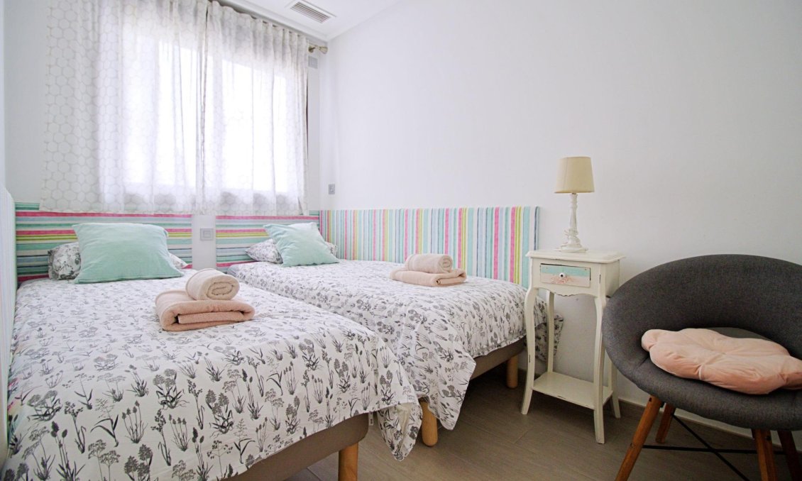 Resale - Apartment -
Pilar de la Horadada - Torre De La Horadada