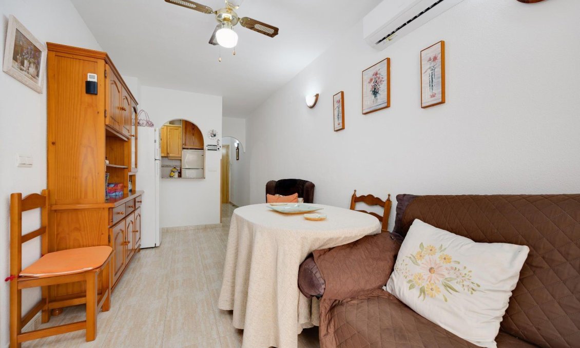 Használt Ingatlanok - Apartman -
Torrevieja - Centrum