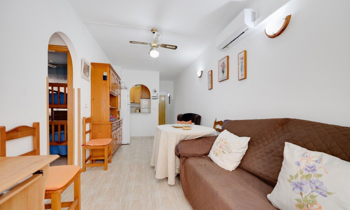 Használt Ingatlanok - Apartman -
Torrevieja - Centrum