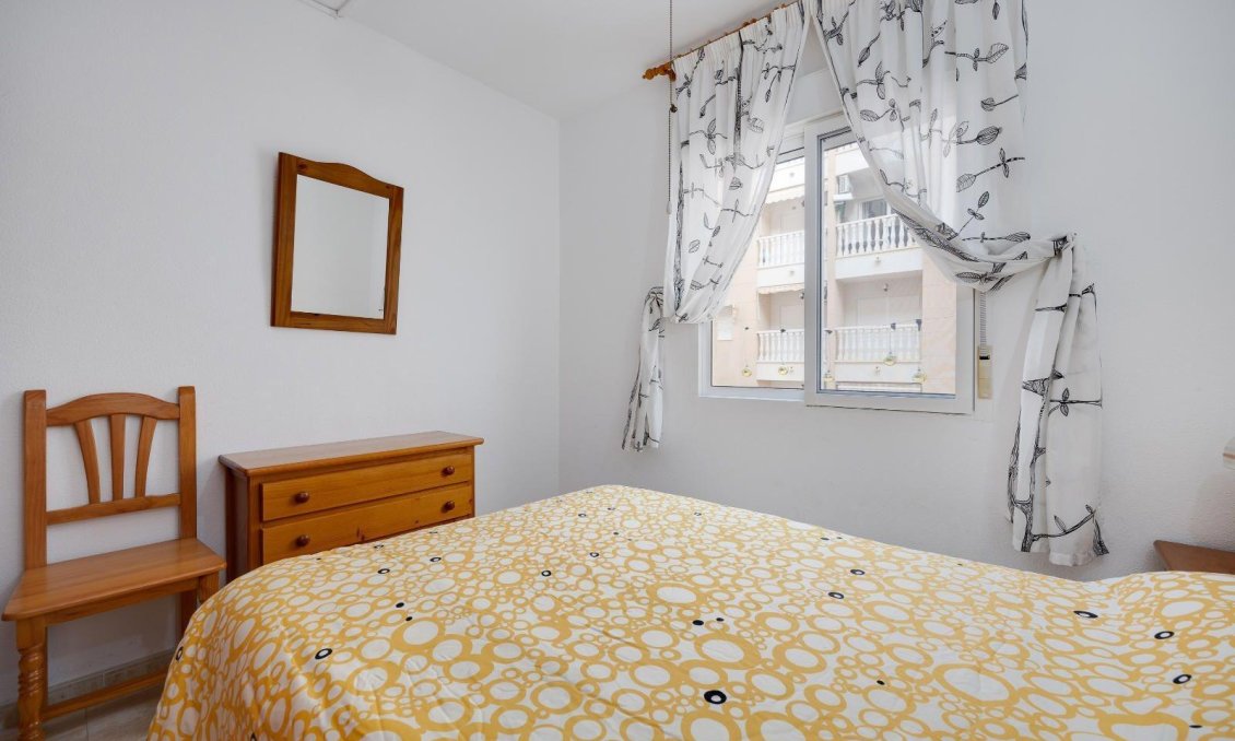 Használt Ingatlanok - Apartman -
Torrevieja - Centrum