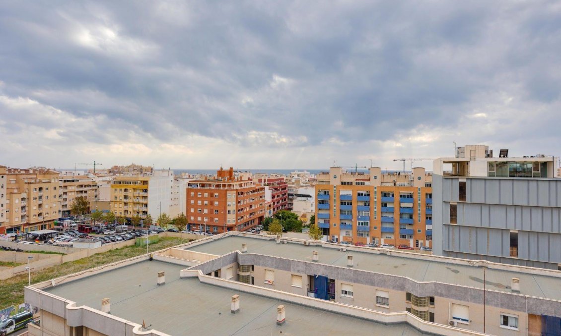 Használt Ingatlanok - Apartman -
Torrevieja - Centrum