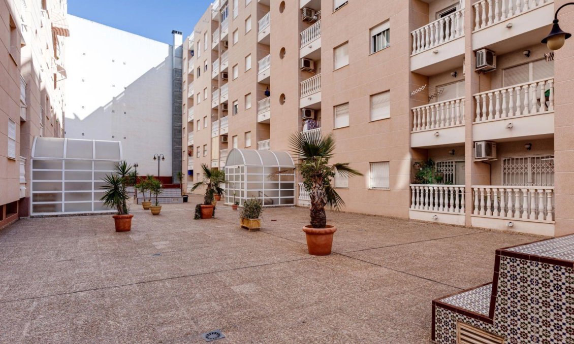 Használt Ingatlanok - Apartman -
Torrevieja - Centrum