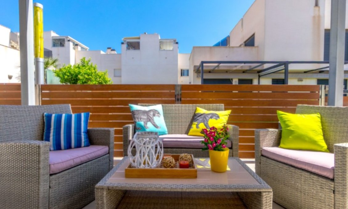 Használt Ingatlanok - Villa -
Torrevieja - Costa Blanca