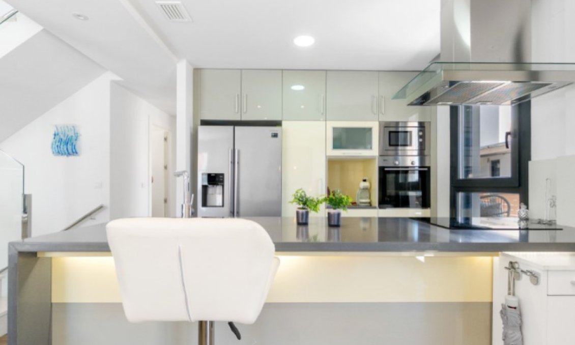 Használt Ingatlanok - Villa -
Torrevieja - Costa Blanca