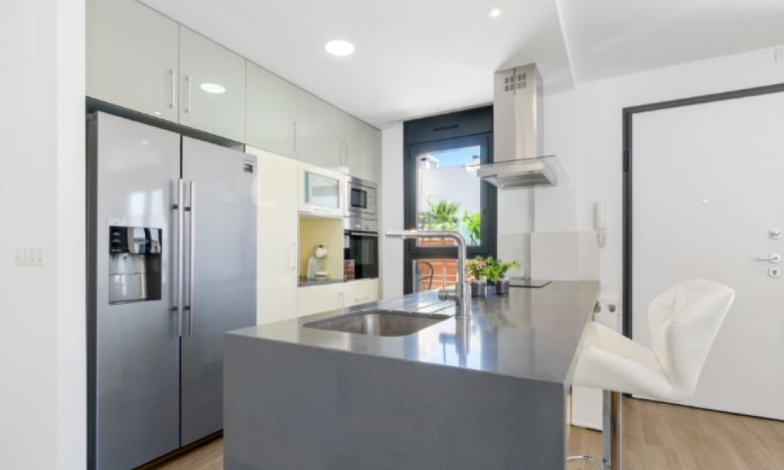 Használt Ingatlanok - Villa -
Torrevieja - Costa Blanca