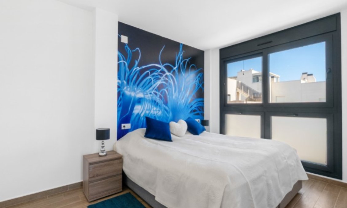 Használt Ingatlanok - Villa -
Torrevieja - Costa Blanca