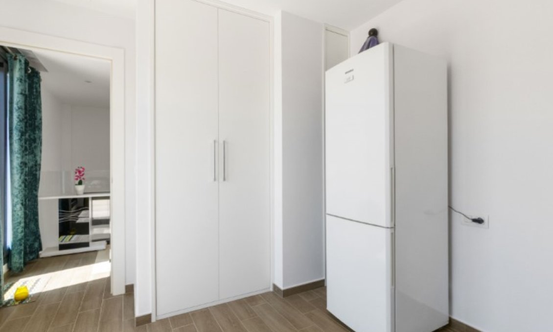 Használt Ingatlanok - Villa -
Torrevieja - Costa Blanca