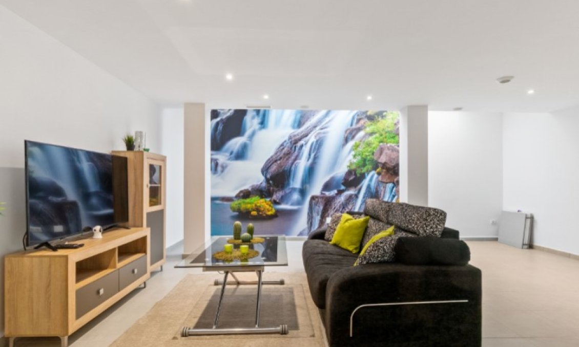 Használt Ingatlanok - Villa -
Torrevieja - Costa Blanca